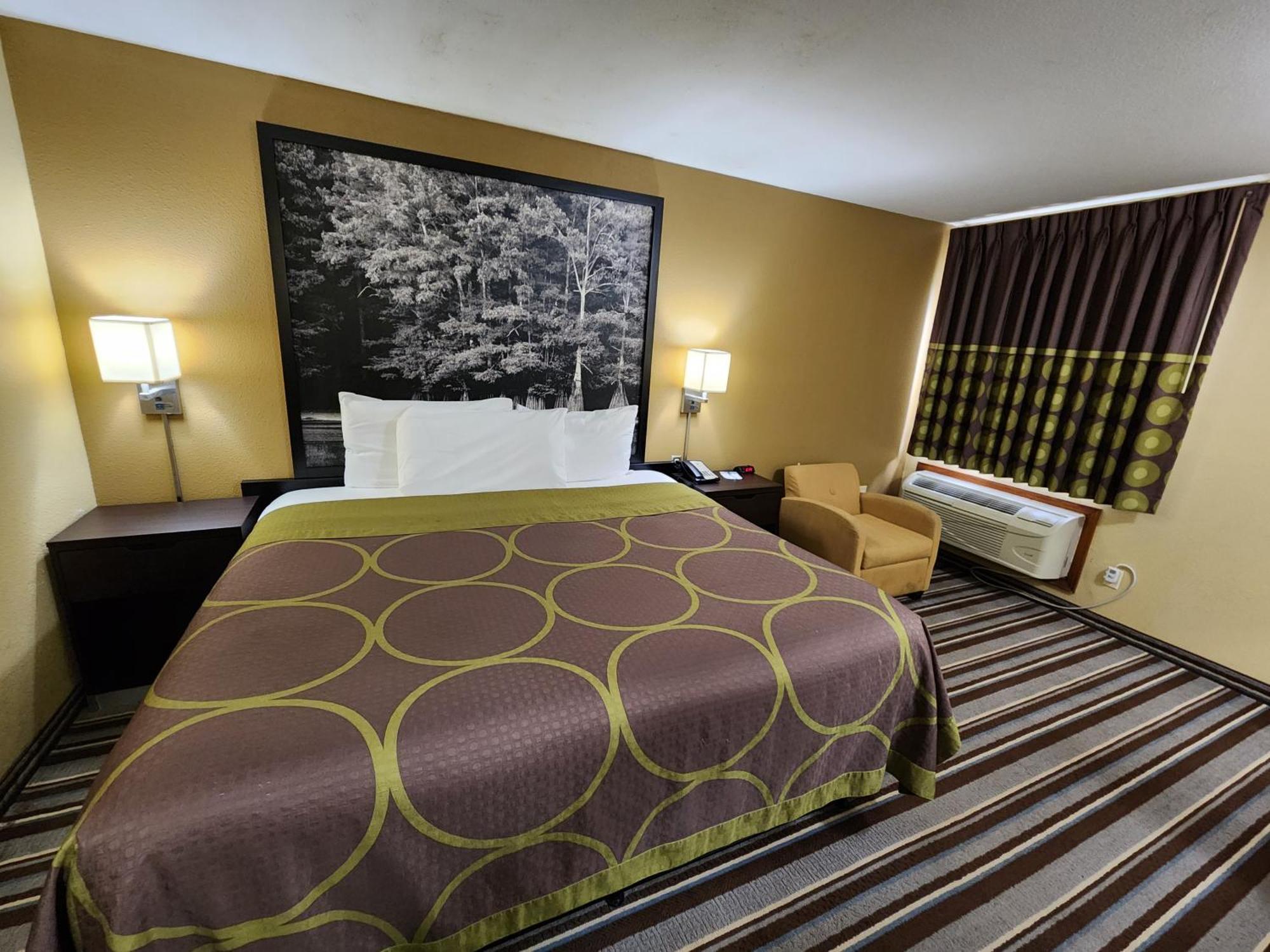 Super 8 By Wyndham Pine Bluff Hotell Eksteriør bilde