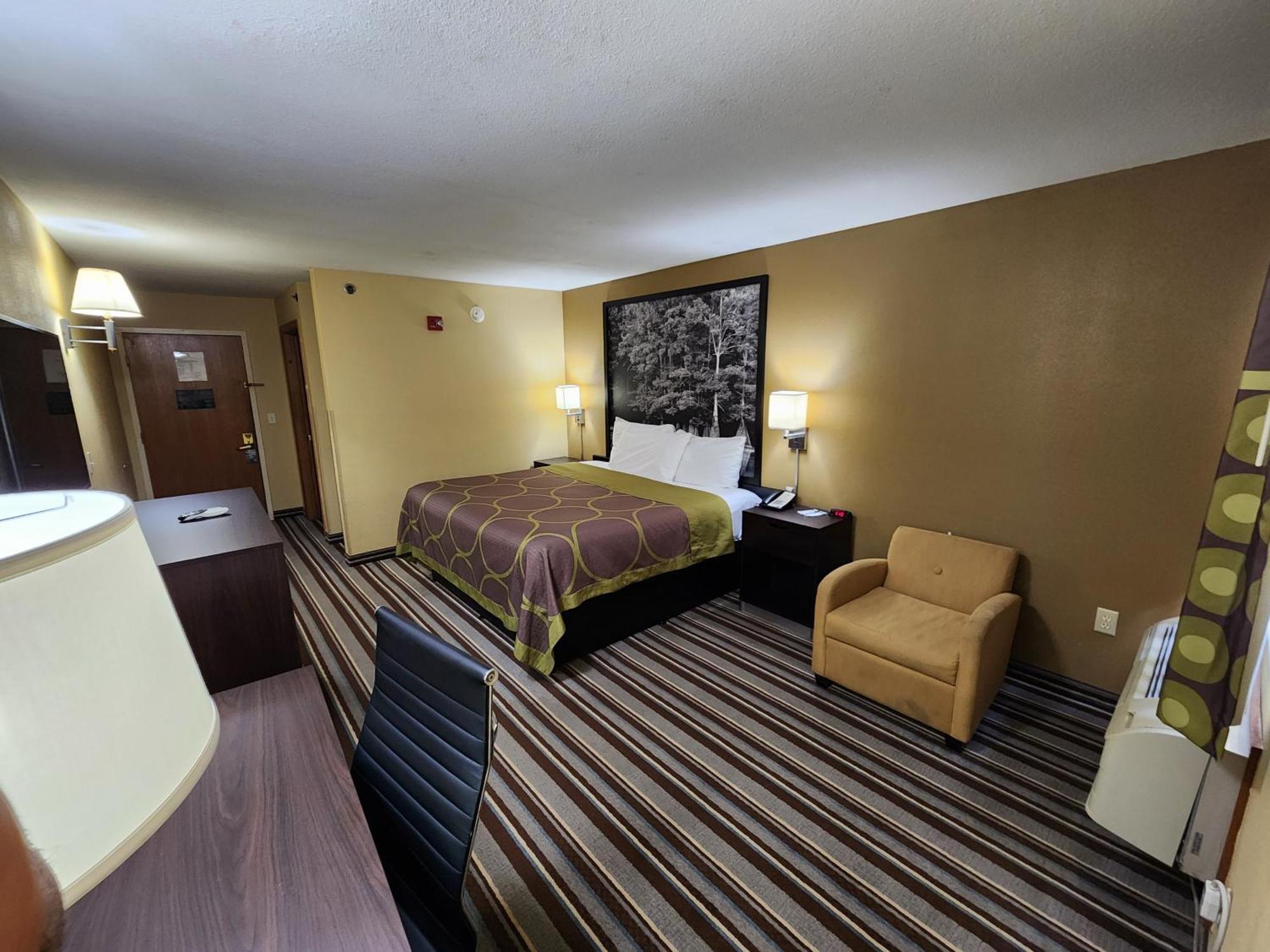Super 8 By Wyndham Pine Bluff Hotell Eksteriør bilde