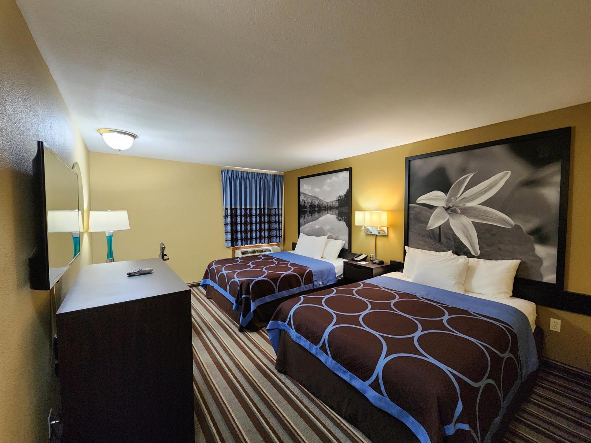 Super 8 By Wyndham Pine Bluff Hotell Eksteriør bilde