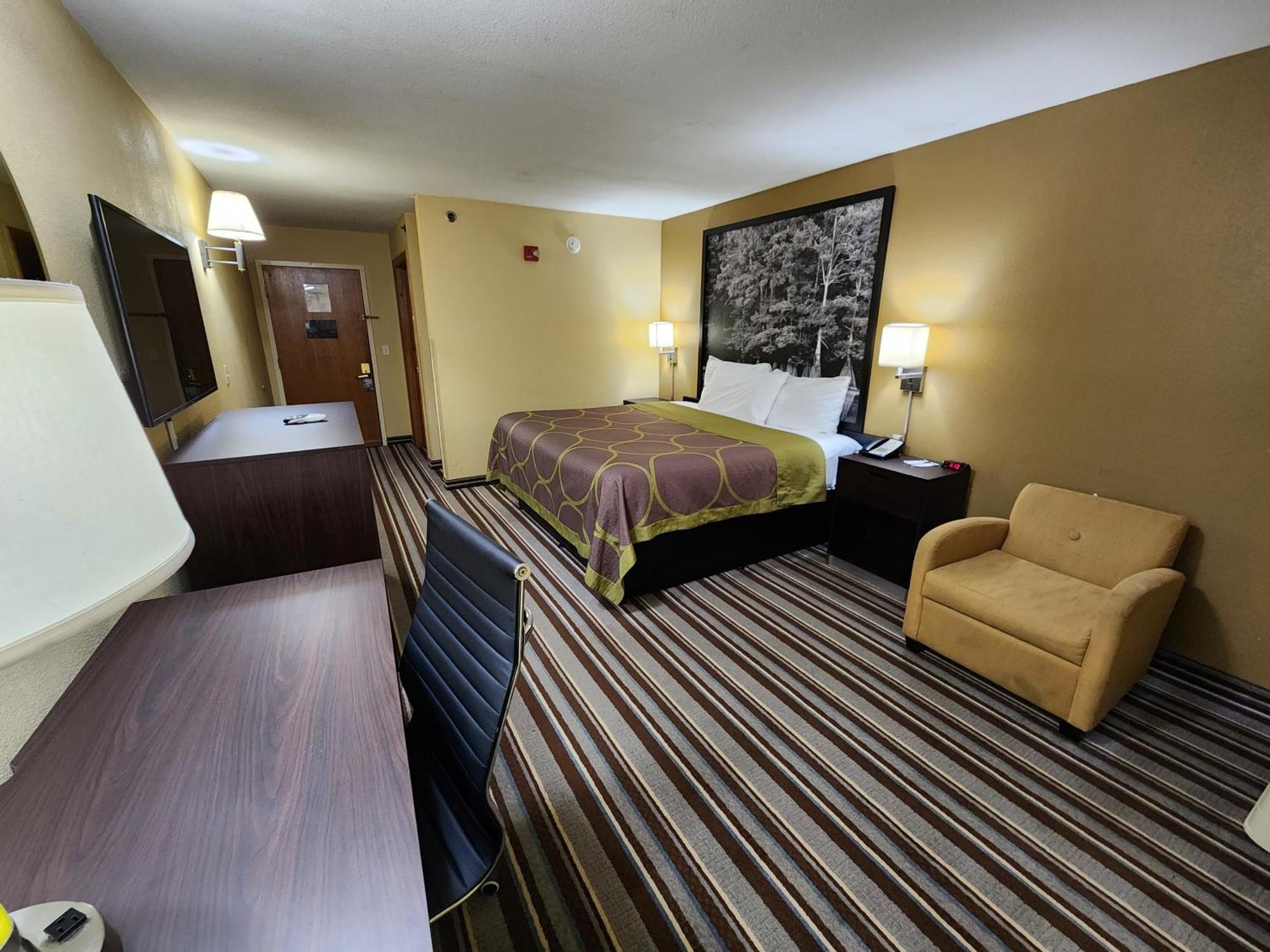 Super 8 By Wyndham Pine Bluff Hotell Eksteriør bilde